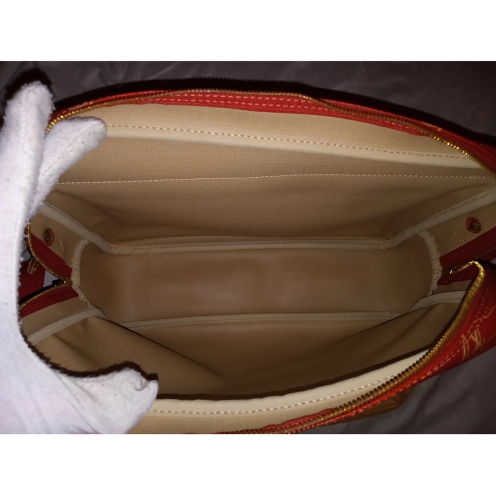 AUTHENTIC!!! Louis Vuitton Calvi Leather Messenger LV Cup Bag ⛵️ - Picture 9 of 10